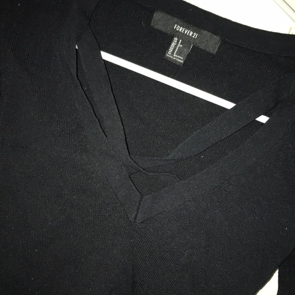 Crop sweater - Picture 2 of 2